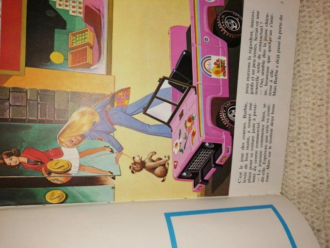 Livre vintage 1977 Barbie et le chien