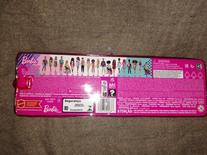Barbie Fashionistas n°199 NEUF