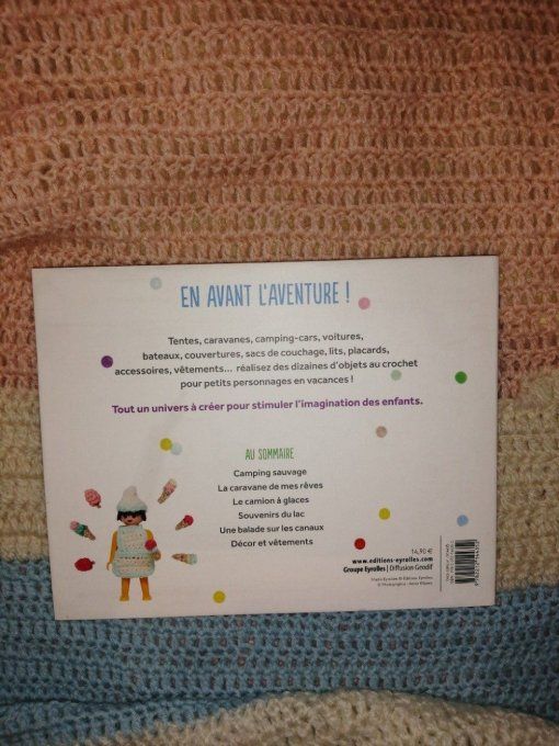 Livre rare de crochet en avant l'aventure tout un petit monde au crochet de Kate Bruning